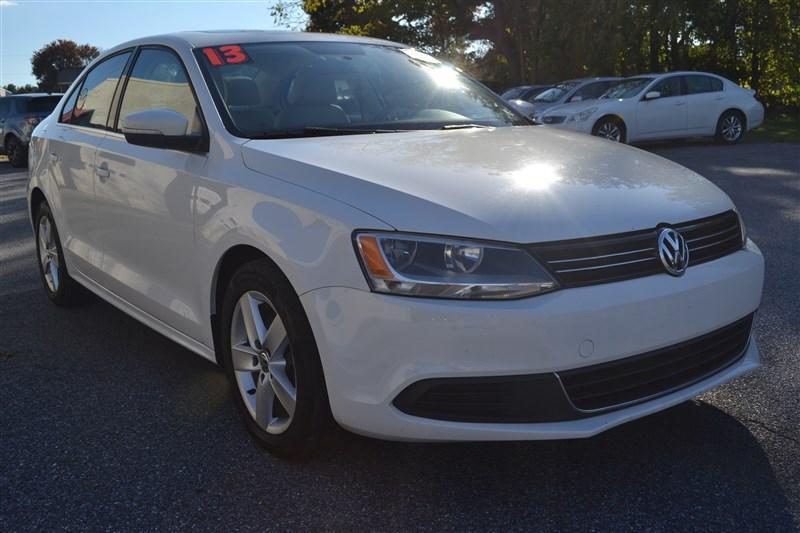 used 2013 Volkswagen Jetta car, priced at $9,999