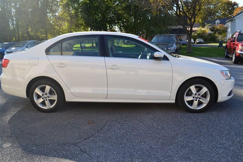 used 2013 Volkswagen Jetta car, priced at $9,999