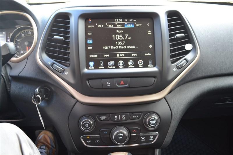 used 2018 Jeep Cherokee car, priced at $11,999