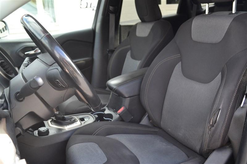used 2018 Jeep Cherokee car, priced at $11,999