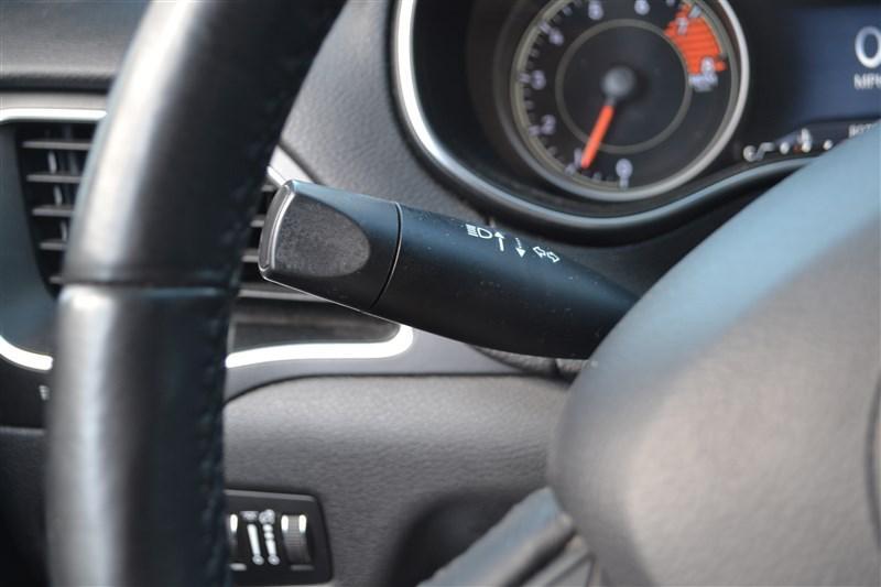 used 2019 Jeep Cherokee car, priced at $17,999