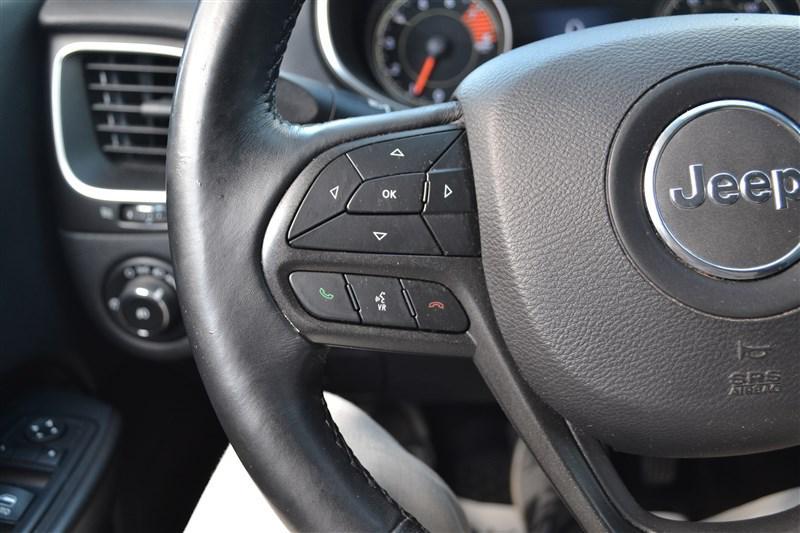 used 2019 Jeep Cherokee car, priced at $17,999