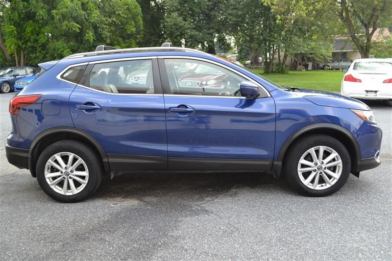 used 2019 Nissan Rogue Sport car, priced at $12,999