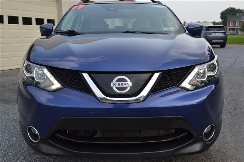 used 2019 Nissan Rogue Sport car, priced at $12,999
