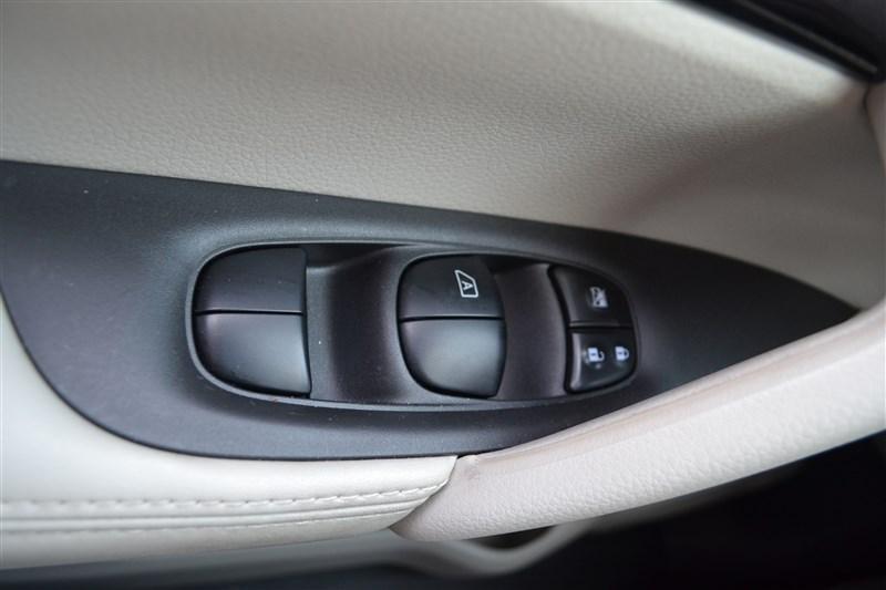 used 2019 Nissan Rogue Sport car, priced at $12,999