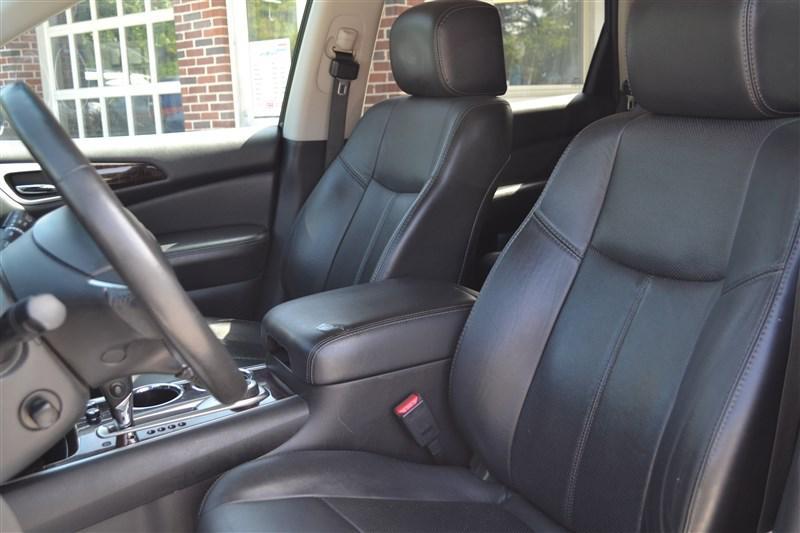 used 2014 Nissan Pathfinder car, priced at $9,499