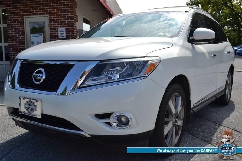 used 2014 Nissan Pathfinder car, priced at $9,999