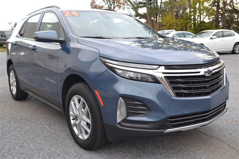 used 2024 Chevrolet Equinox car, priced at $21,999