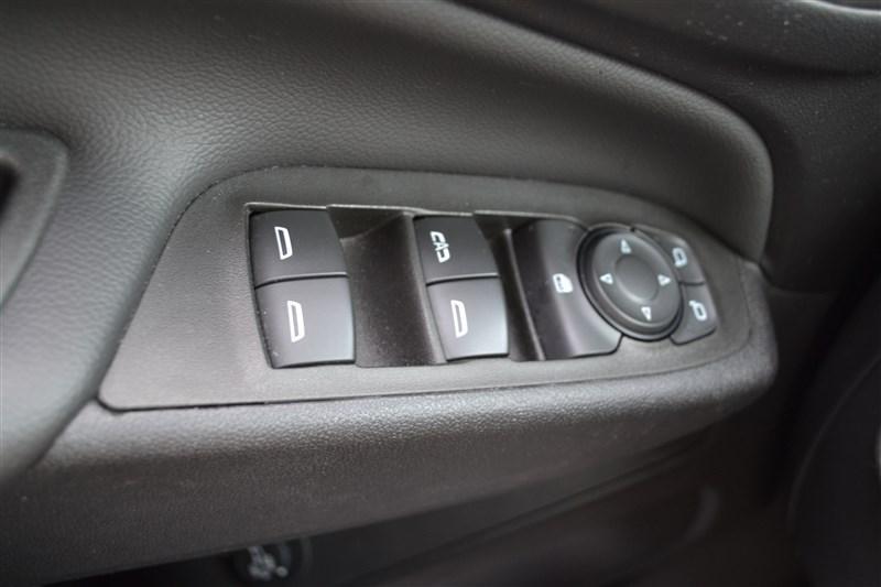 used 2024 Chevrolet Equinox car, priced at $21,999