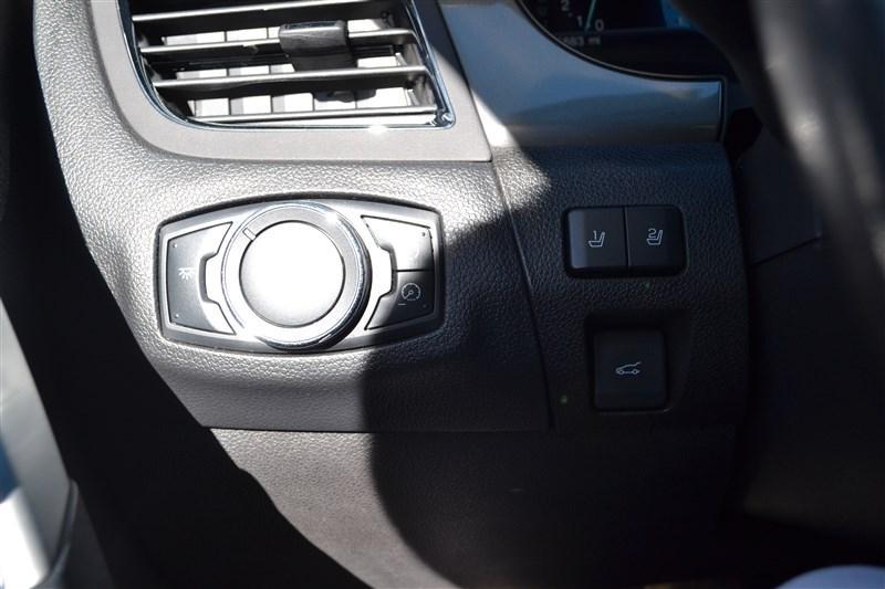 used 2013 Ford Edge car, priced at $10,999