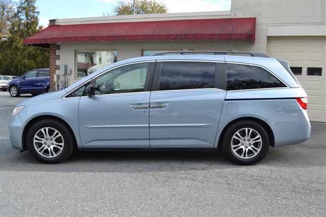 used 2013 Honda Odyssey car, priced at $12,999