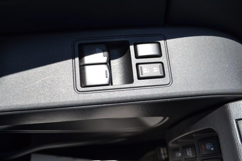 used 2025 Nissan Frontier car, priced at $29,999