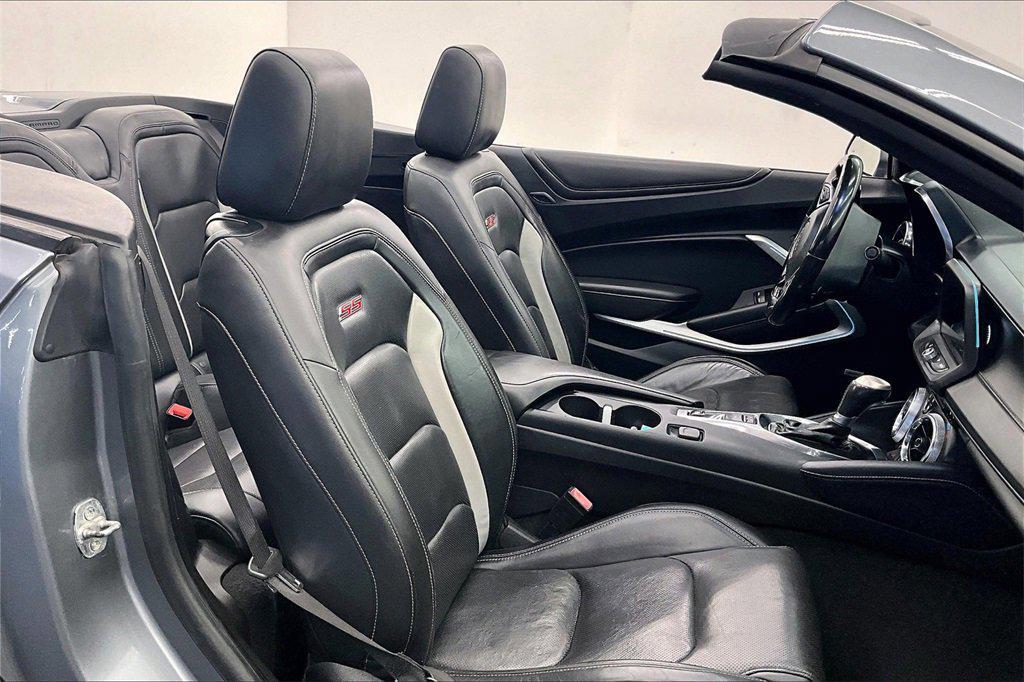 used 2020 Chevrolet Camaro car