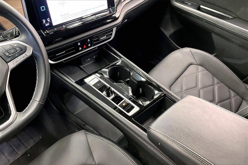 used 2024 Volkswagen Atlas car, priced at $31,990