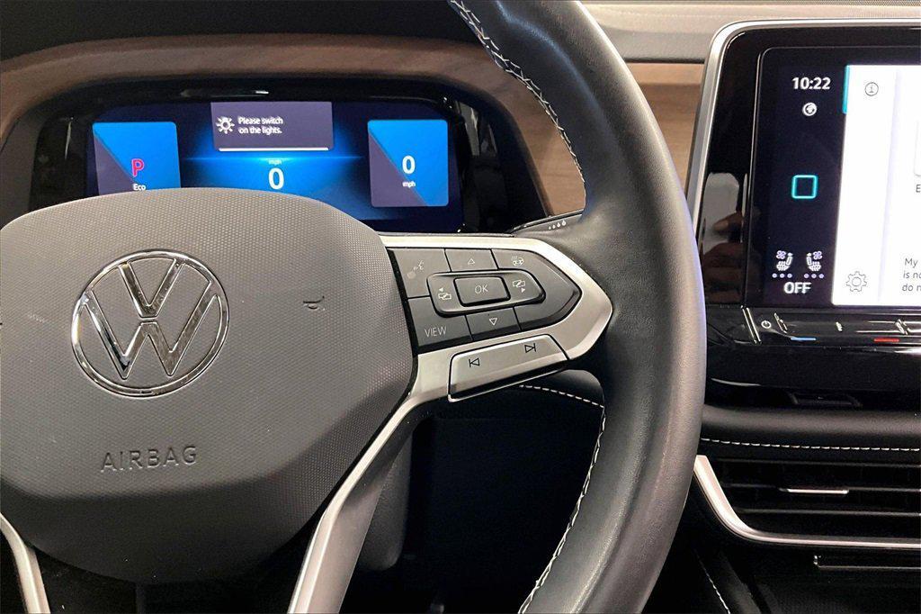 used 2024 Volkswagen Atlas car, priced at $31,990