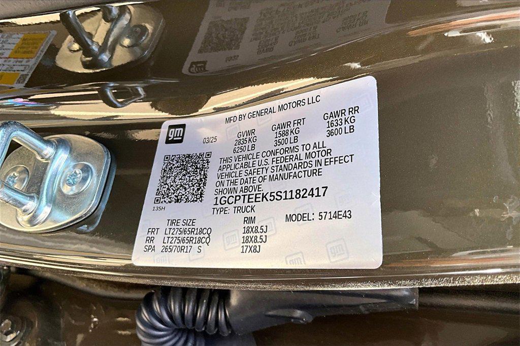 new 2025 Chevrolet Colorado car, priced at $42,785