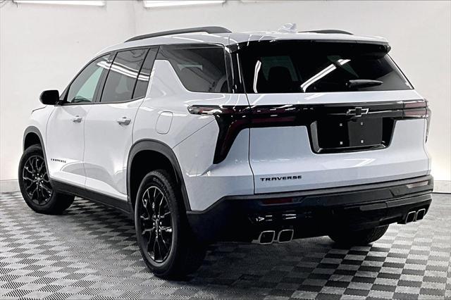 new 2025 Chevrolet Traverse car