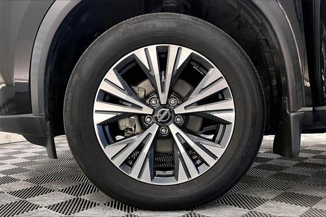 used 2022 Nissan Rogue car, priced at $25,995