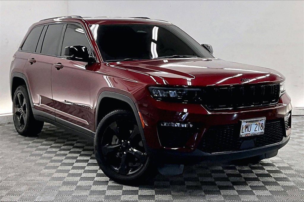 used 2023 Jeep Grand Cherokee car, priced at $32,495