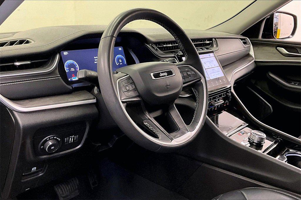 used 2023 Jeep Grand Cherokee car, priced at $32,495