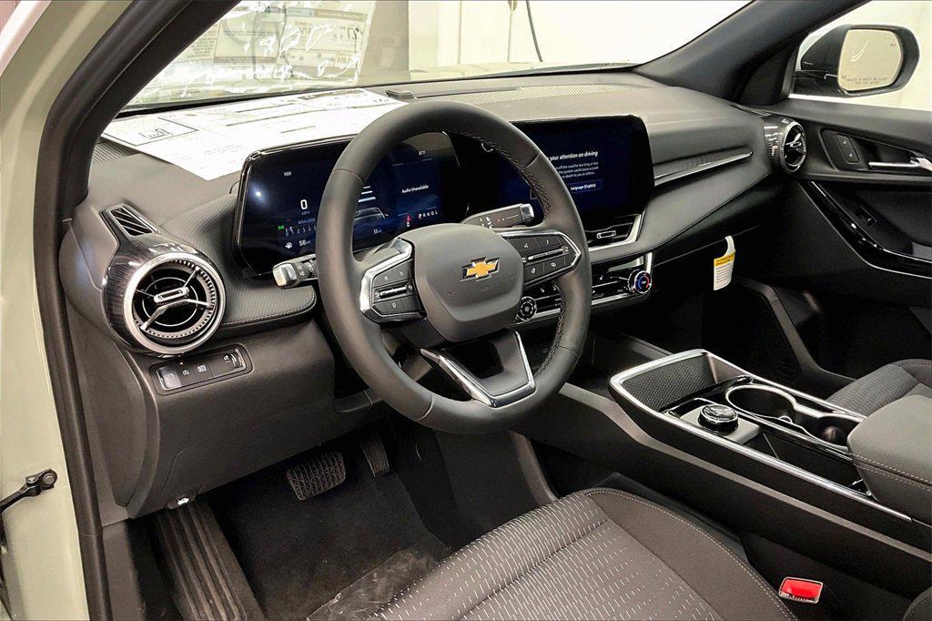 new 2026 Chevrolet Equinox car, priced at $30,390