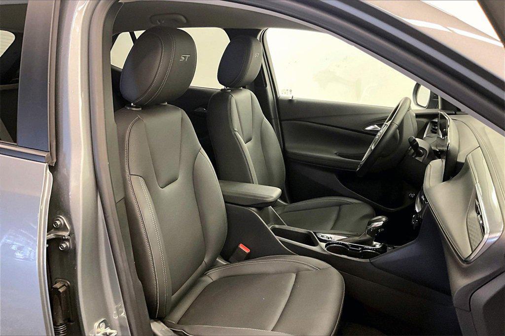 used 2024 Buick Encore GX car, priced at $24,995