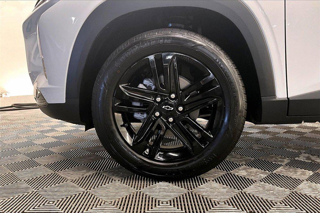 new 2025 Chevrolet Trax car, priced at $25,795
