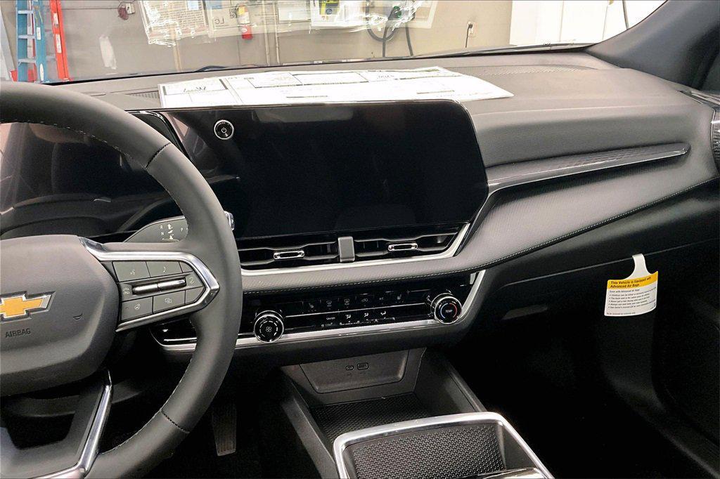 new 2026 Chevrolet Equinox car, priced at $29,895