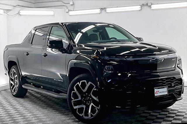 new 2024 Chevrolet Silverado EV car