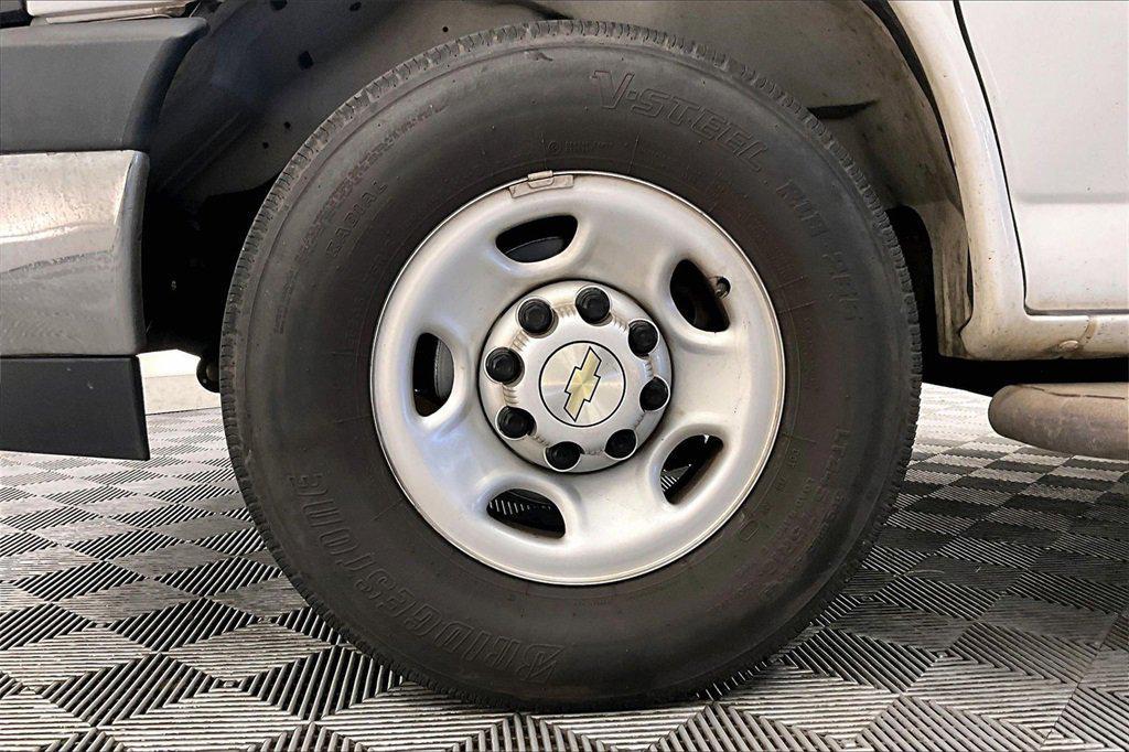 used 2022 Chevrolet Express 2500 car