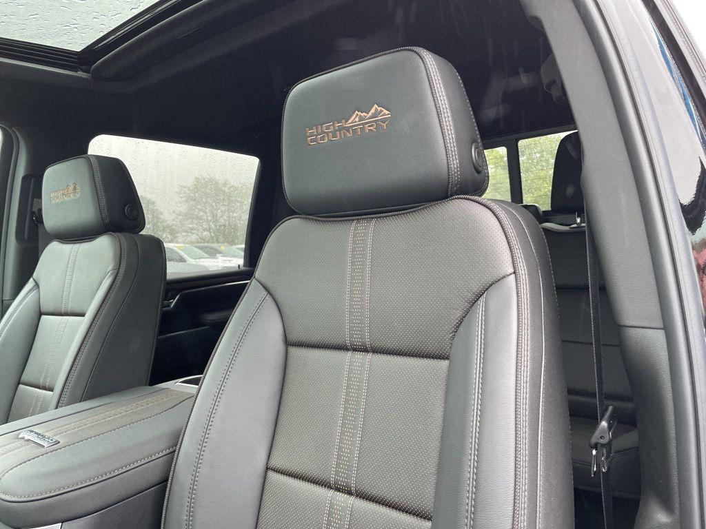 new 2026 Chevrolet Silverado 2500 car, priced at $81,946