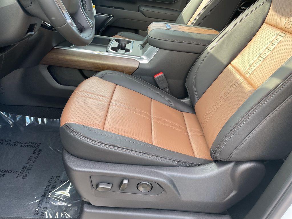 new 2026 Chevrolet Silverado 2500 car, priced at $83,244