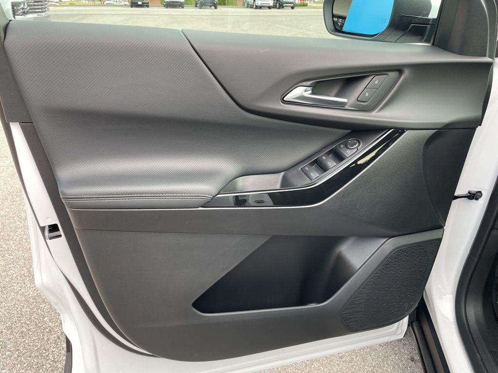 new 2026 Chevrolet Equinox car, priced at $29,416