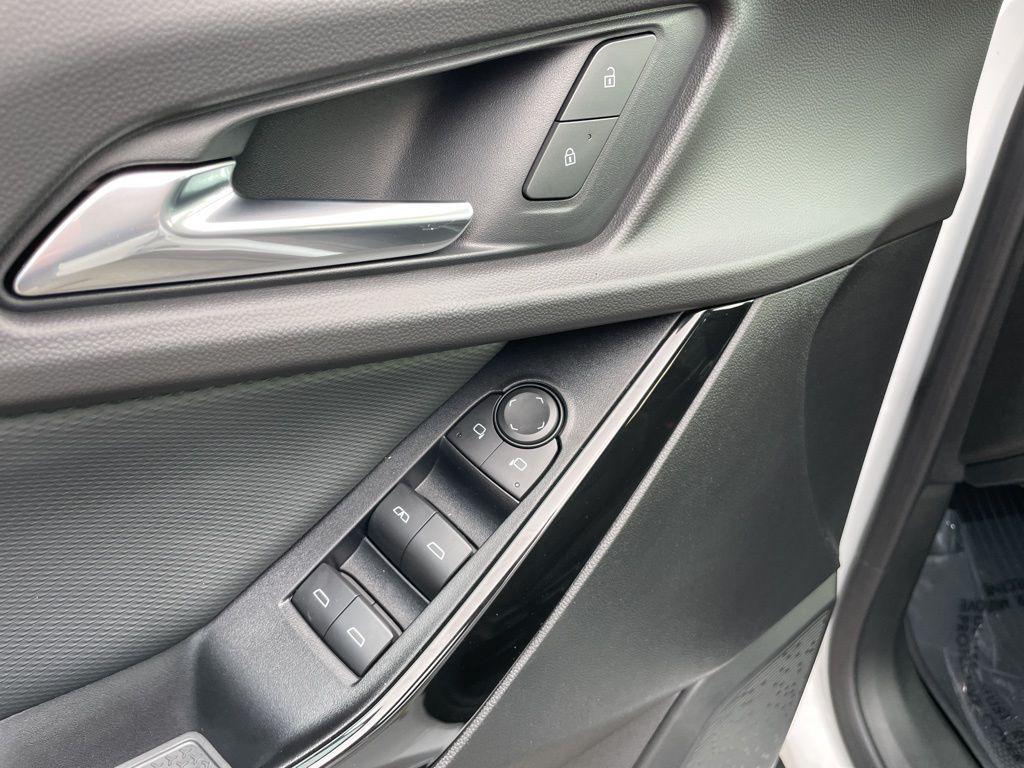 new 2026 Chevrolet Equinox car, priced at $29,416