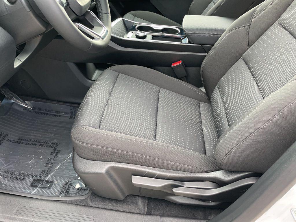 new 2026 Chevrolet Equinox car, priced at $29,416