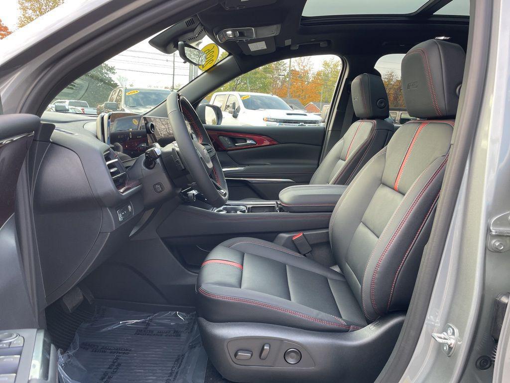 new 2026 Chevrolet Traverse car, priced at $55,667