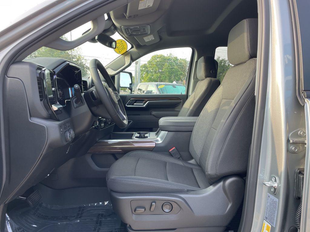 new 2025 Chevrolet Silverado 2500 car, priced at $57,832