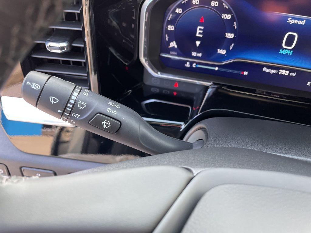 new 2025 Chevrolet Silverado 2500 car, priced at $57,832