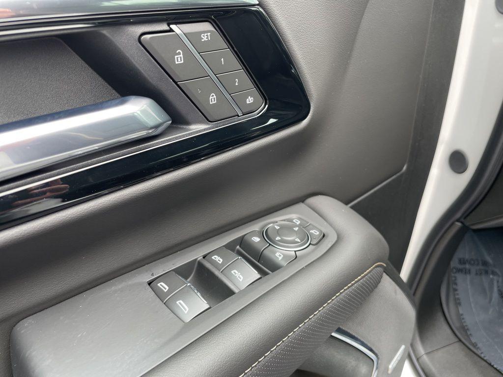 new 2025 Chevrolet Tahoe car, priced at $69,329