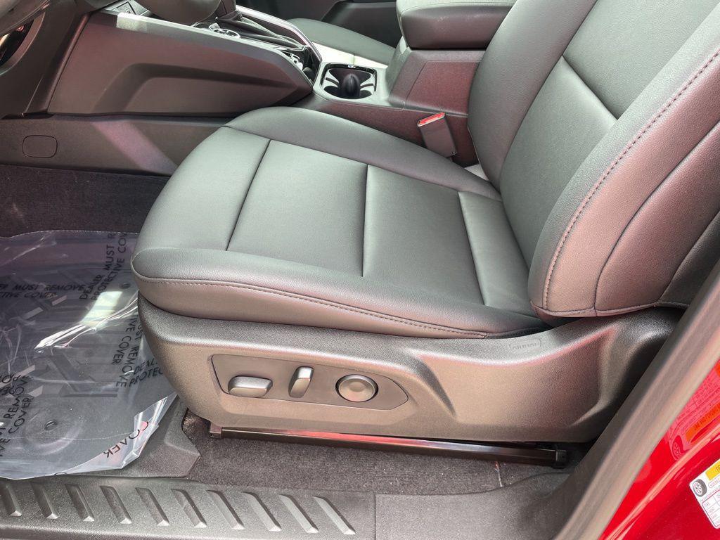 new 2026 Chevrolet Colorado car, priced at $43,292