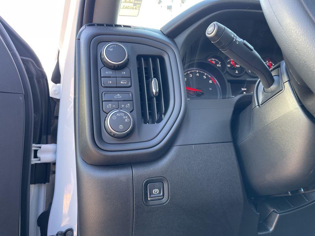 new 2026 Chevrolet Silverado 1500 car, priced at $43,083