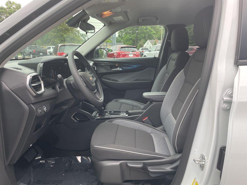 new 2026 Chevrolet TrailBlazer car, priced at $23,805