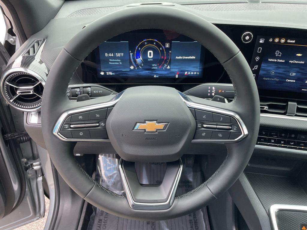 new 2026 Chevrolet Equinox car, priced at $32,141