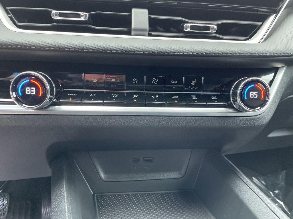 new 2026 Chevrolet Equinox car, priced at $32,141