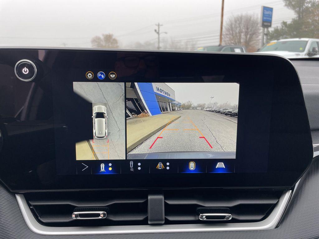 new 2026 Chevrolet Equinox car, priced at $32,141