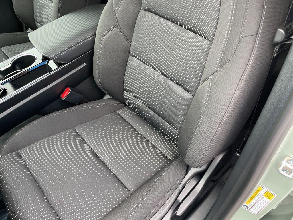 new 2026 Chevrolet Equinox car, priced at $29,333