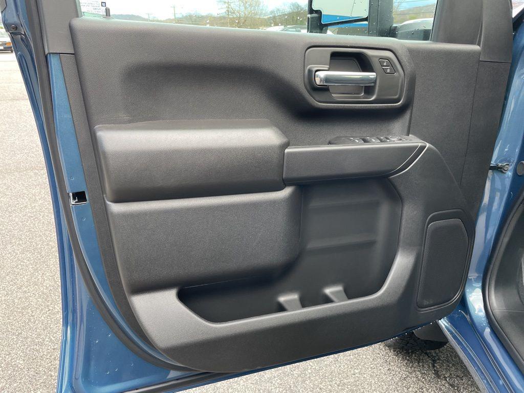 new 2026 Chevrolet Silverado 2500 car, priced at $54,028