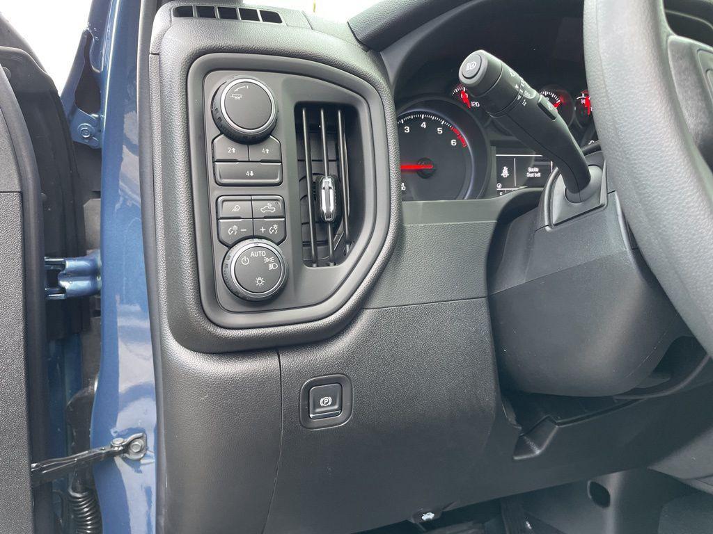 new 2026 Chevrolet Silverado 2500 car, priced at $54,028