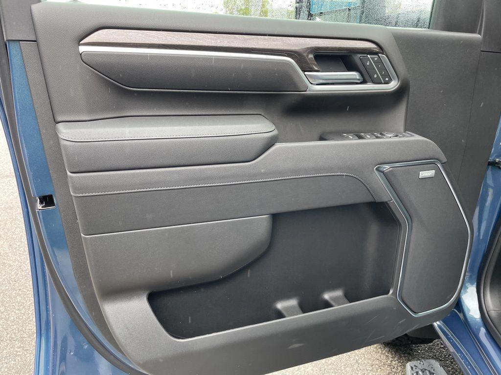 new 2026 Chevrolet Silverado 2500 car, priced at $74,324