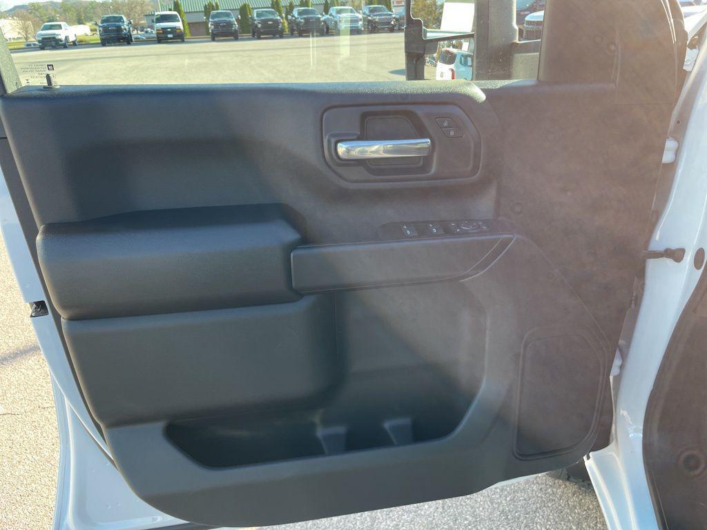 new 2026 Chevrolet Silverado 2500 car, priced at $54,028